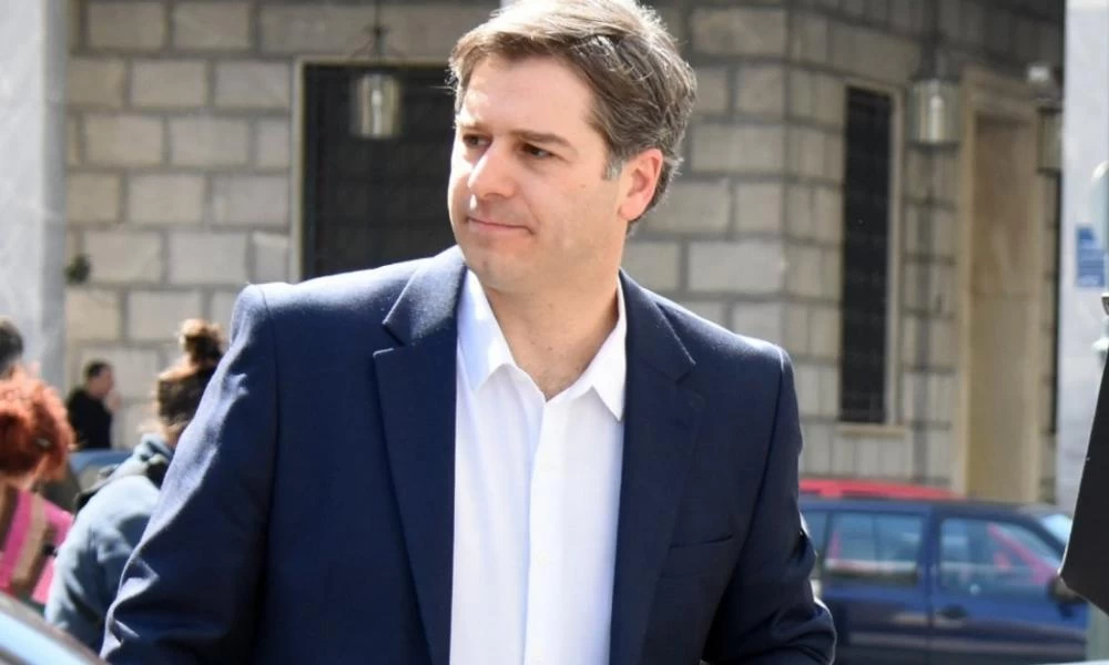 Μπουρδούμης για παρενοχλήσεις: «Πριν το φως της σκηνής, περνάς από το σκοτάδι»